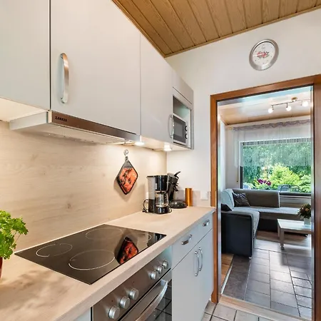 Vakantiehuis Forest Bungalow, Cleaning Included Feusdorf